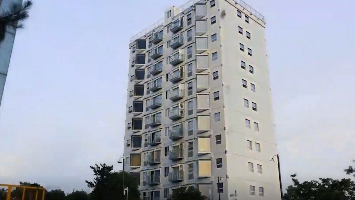 У Китаї збудували 10-поверховий будинок усього за 29 годин