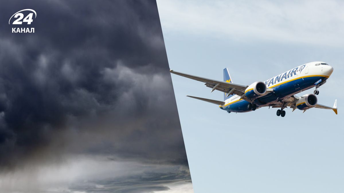 Літак Ryanair в негоду