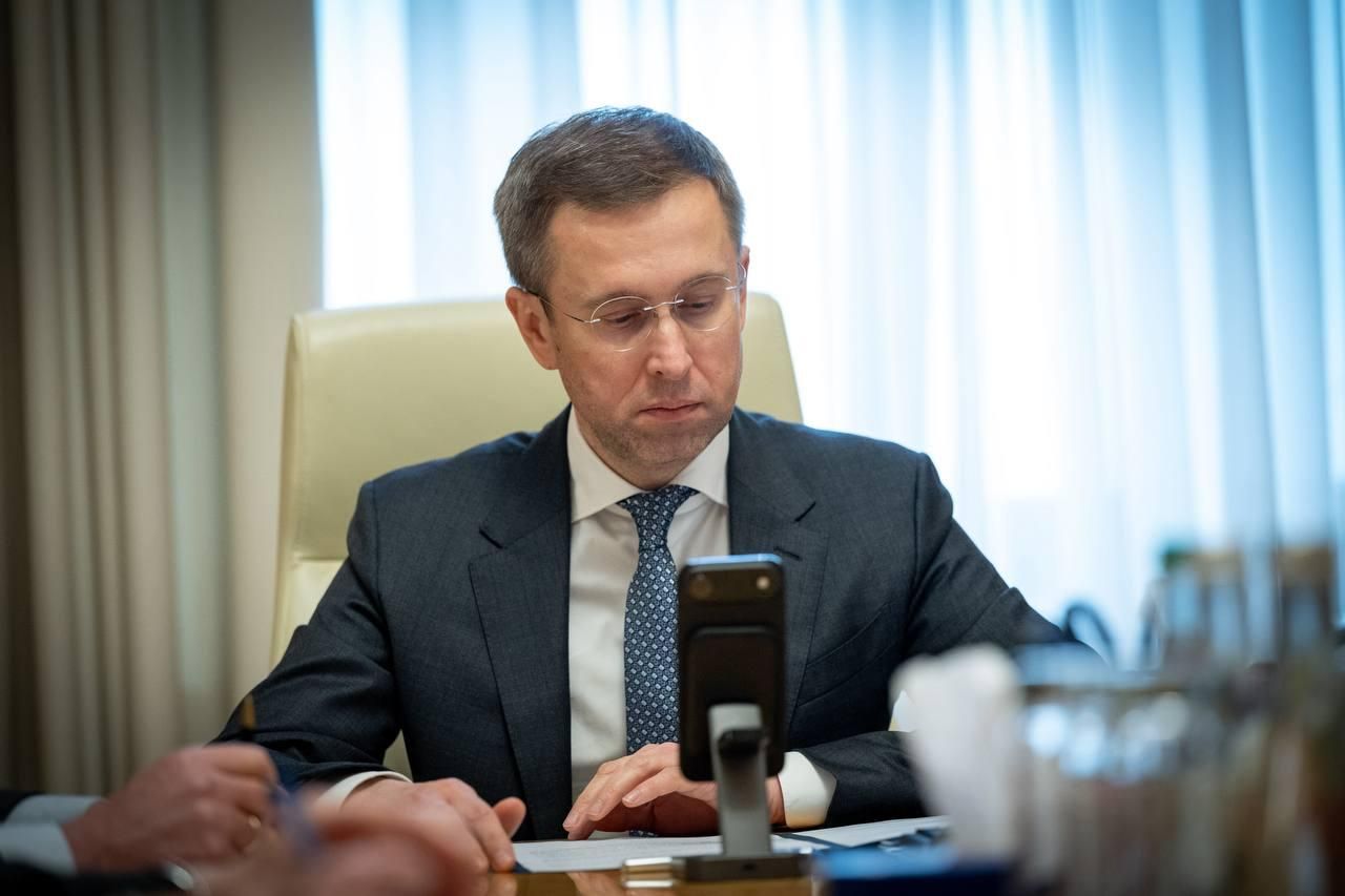 Виплати військовим: прем'єр відповів, чи вистачить грошей у бюджеті