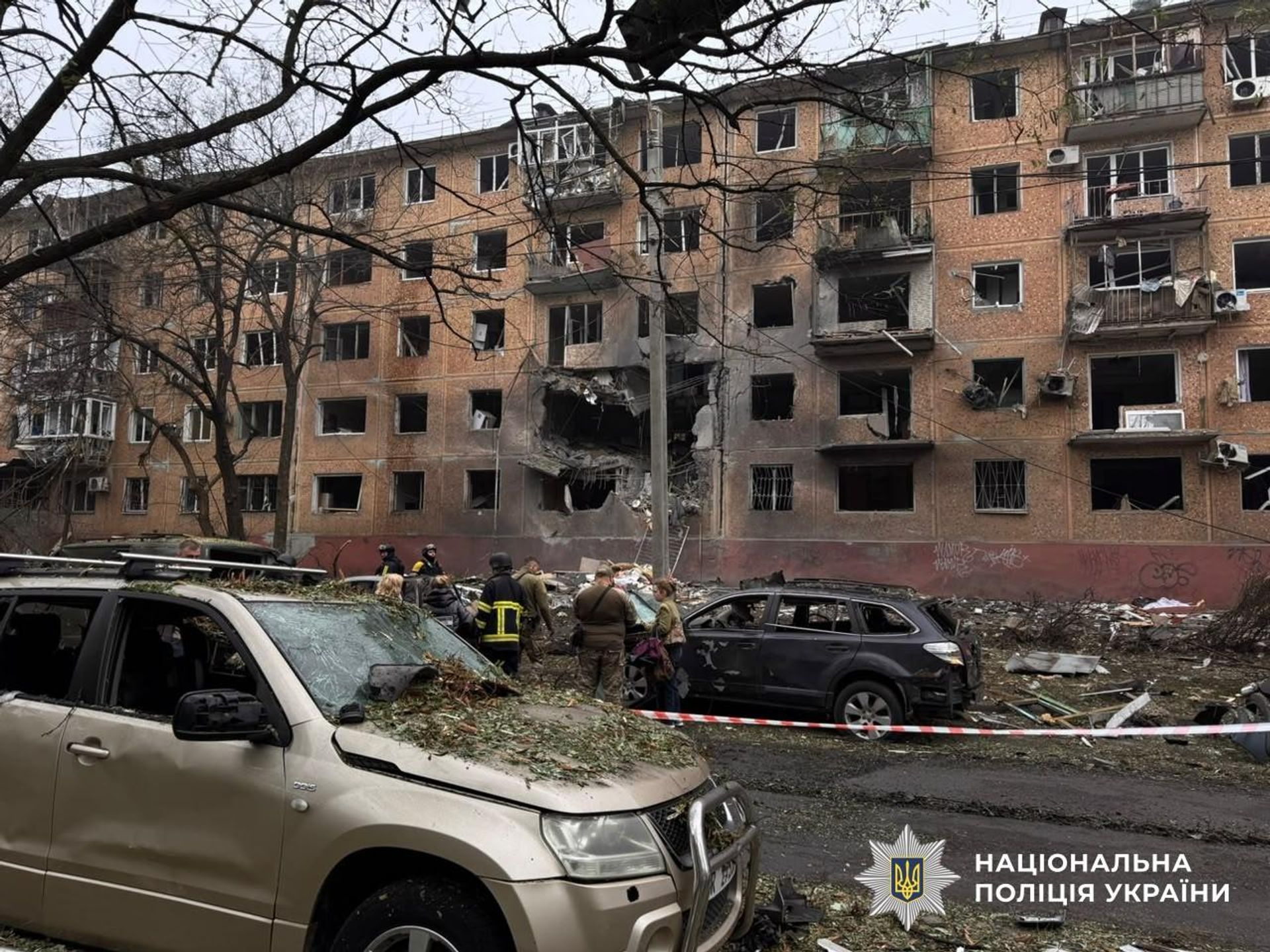 Полюють на маршрутки та тролейбуси: окупанти масовано атакували транспорт у Запоріжжі