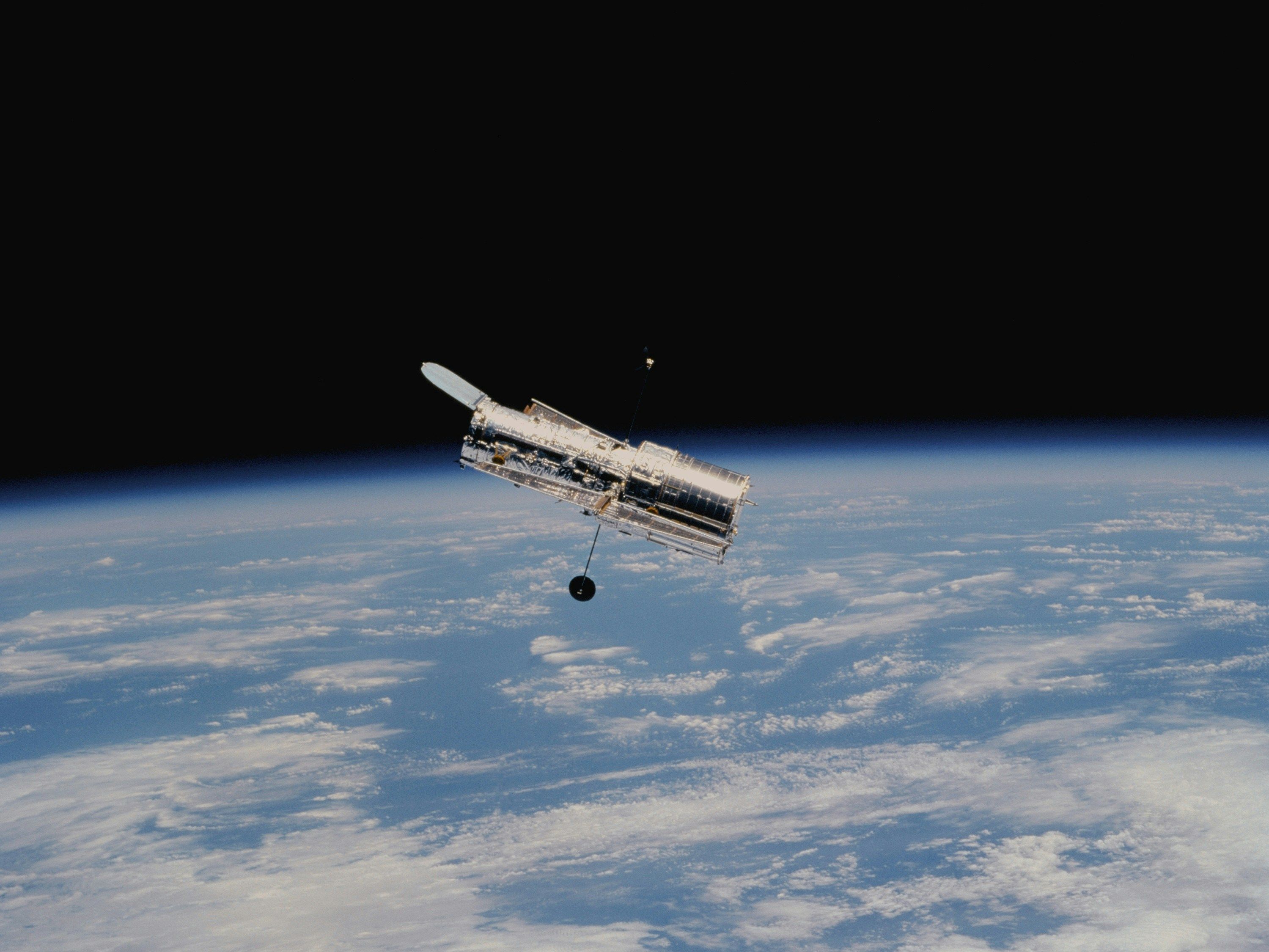 NASA шукає компанії, які зможуть врятувати телескоп Hubble від знищення