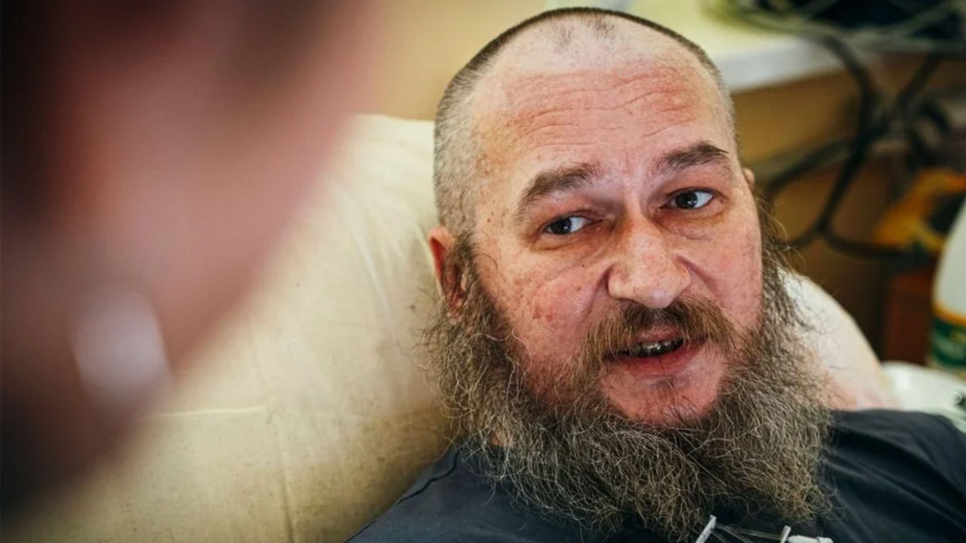 Сотні днів на позиції з пораненням: Зеленський присвоїв звання Герой України Костянтину Власенку