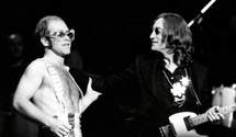 Один из самых волшебных моментов в моей жизни, – Элтон Джон о выступлении с Джоном Ленноном