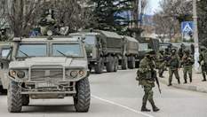 Лякають танками, як у пісочниці, – як кримчани реагують на військові дії Кремля на півострові