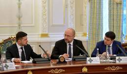Виселення нелегалів з Пущі-Водиці, видворення “злодіїв в законі”: як минуло засідання РНБО
