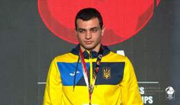 Остання надія: українець Захарєєв забезпечив собі медаль чемпіонату світу з боксу
