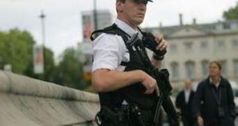 У лондонської поліції закінчилися вільні місця в камерах