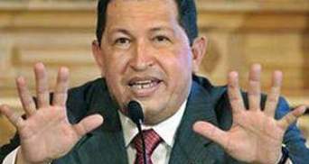 Уго Чавес запропонував збивати літаки наркоторговців