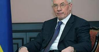 Микола Азаров провідає королеву