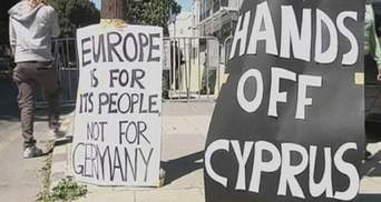 Кіпр переніс на завтра голосування щодо податку на депозити