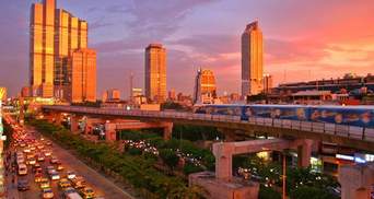 В центрі Бангкока вибухнула бомба