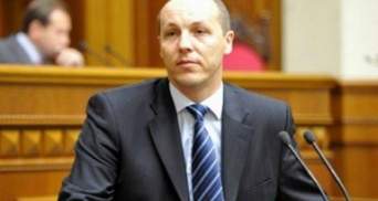 РНБО приводить Збройні сили в повну бойову готовність 