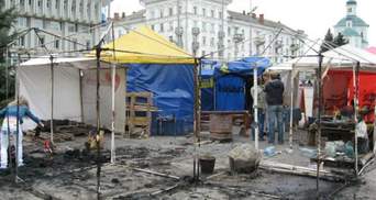 В центре Сум горели агитационные палатки (Фото)