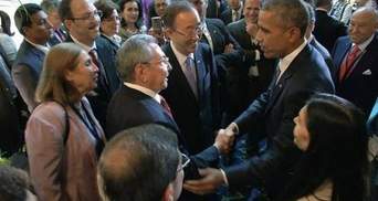 Лидеры США и Кубы пожали руки на саммите