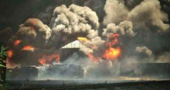 На пожаре под Киевом еще один взрыв — неумолимое пламя не ослабевает