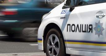 Патрульные наехали на мопедиста в Одессе: мужчина госпитализирован