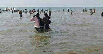 Футбольная команда утонула вместе с болельщиками в Уганде