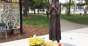 В Торонто открыли мемориал жертвам Голодомора в Украине