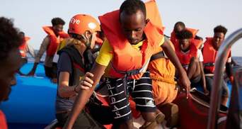 Мальта пустила на свой берег мигрантов из немецкого спасательного судна