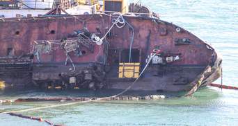Первая победа: печально известный танкер Delfi удалось частично выровнять – фото, видео