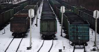 Росія перекидає на кордон з окупованим Донбасом поїзди та вагони для вугілля
