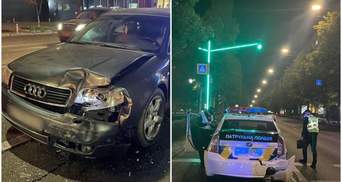 П'яний водій у Києві врізався у патрульну машину: поранені поліцейські