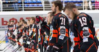Кременчуг оштрафовал хоккеиста Денискина за расистский жест в матче с Донбассом