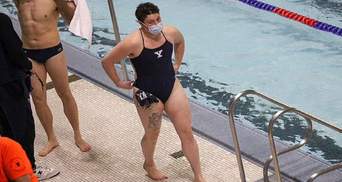 Пловец-трансгендер победил трансгендерную пловчиху на соревнованиях женских команд в США