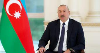 Уже до 8 загиблих: президент Азербайджану наказав зупинити обстріл із Вірменією