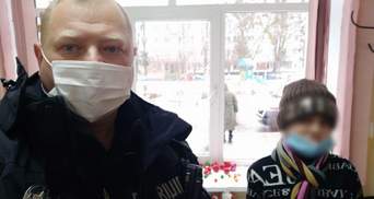 Не пускала додому: на Харківщині хочуть позбавити батьківства матір 11-річної дівчинки