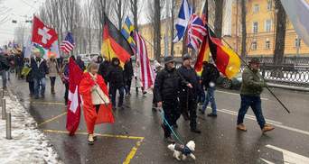 Акція підтримки України у Києві, в Україну прибув COVID-препарат: головні новини 6 лютого