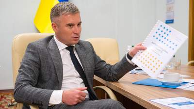 Недолік податкової амністії: як влада тиснула на Новікова через звільнення Вітренка