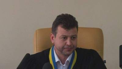 Сторонники Порошенко заявили, что судье стало плохо: в суде возразили