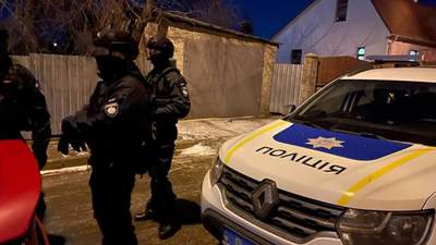 В Ровно полиция накрыла бордель и сорвала клиентам "развлечения"