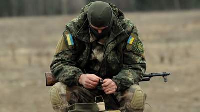Оккупанты ранили украинского военного