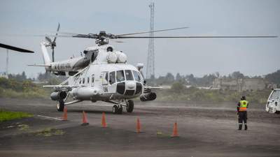 Украинские миротворцы уничтожили базу боевиков в ДР Конго: зрелищное видео с вертолета