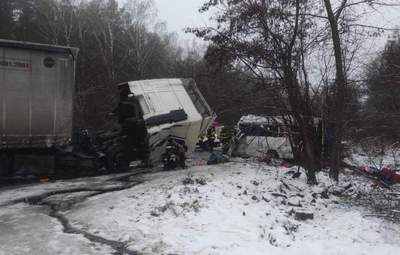 Суд арештував водія вантажівки, який спричинив смертельну ДТП під Черніговом
