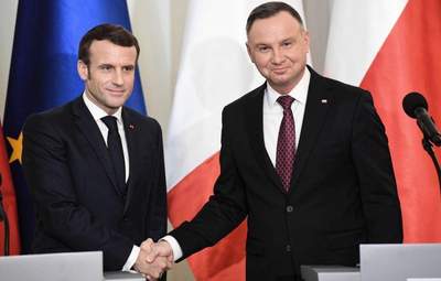 Макрон обговорив з Дудою проведення тристоронньої зустрічі щодо України 