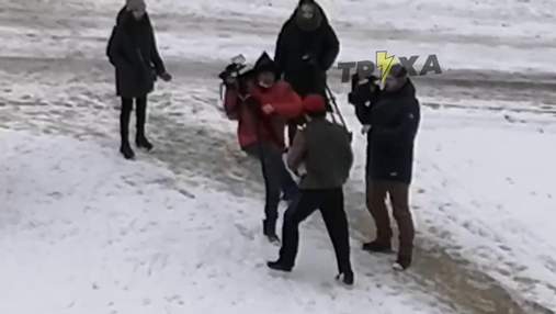 Нападение на журналисток под Харьковом: полиция открыла производство после публикации видео