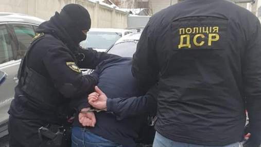 Главного инспектора Одесской таможни разоблачили на получении "дани" от предпринимателей