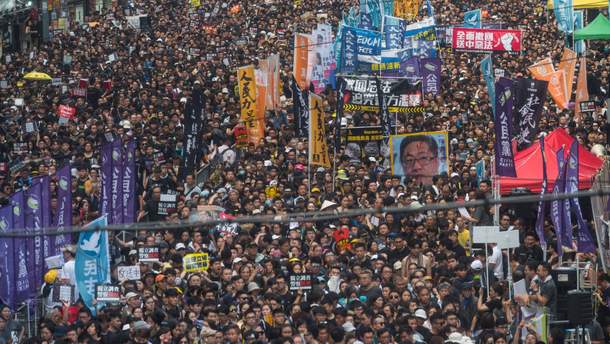 Картинки по запросу фото протестами в Гонконге