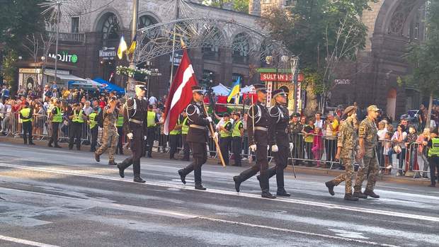 парад армія Хрещатик День Незалежності
