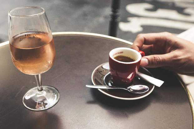 Агресивними для шлунку є алкоголь і стимулюючі напої, зокрема, кава