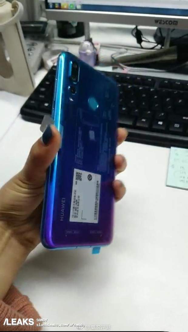  Huawei Nova 4 