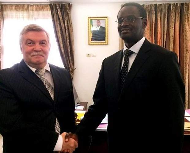  Alexander Ovcharov, Diplomat, Africa, Liberia, Senegal, Gabon, Ivory Coast, Poroshenko, Revocation, Decree 