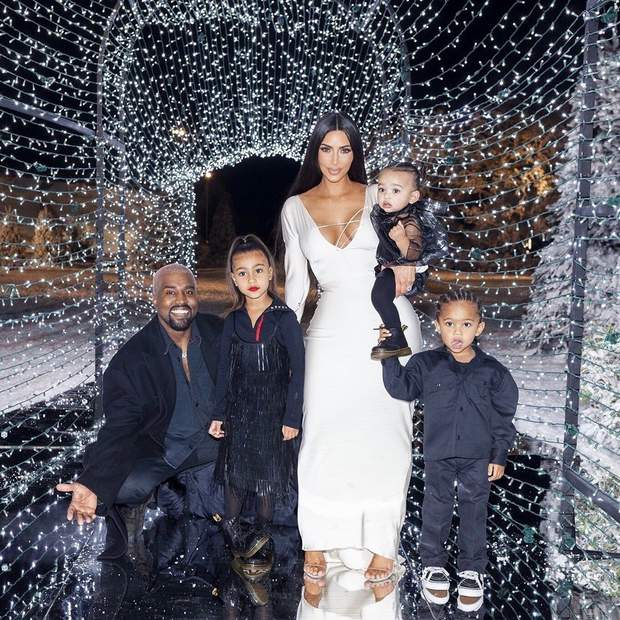  Kim Kardashian, North's daughter, 5 years old, man Kanye 