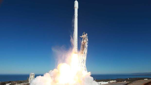   Falcon 9 