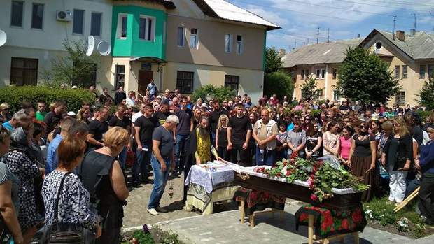 похорон миколи бичка