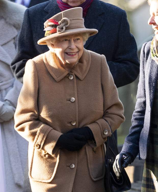  Elizabeth II 