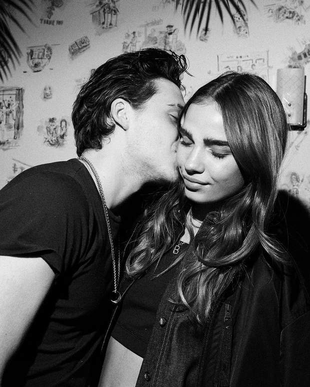  Brooklyn Beckham and Hannah Cross / Instagram / @hancross 